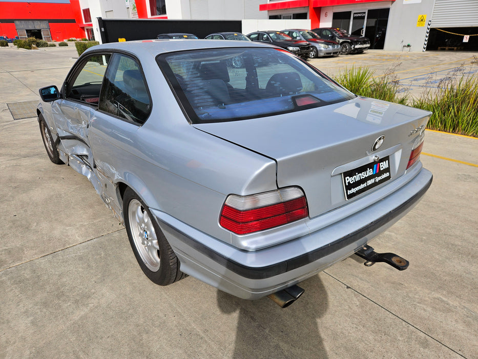 S3304 3' E36 Coupe 328i M52 MANUAL 1997/03