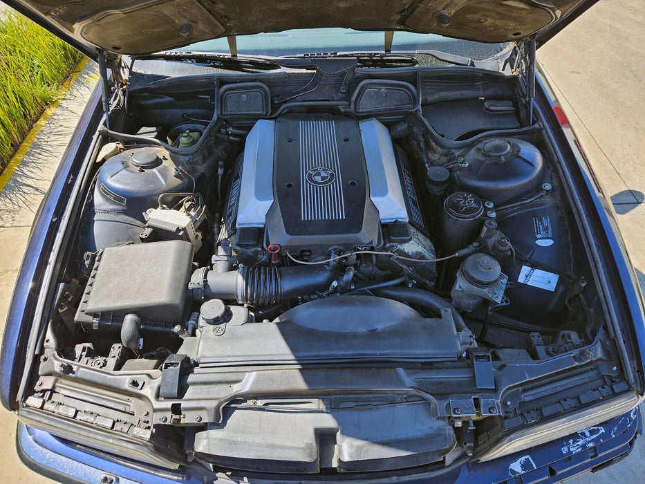 S3308 7' E38 Sedan 730iL M60 AUTO 1995/01