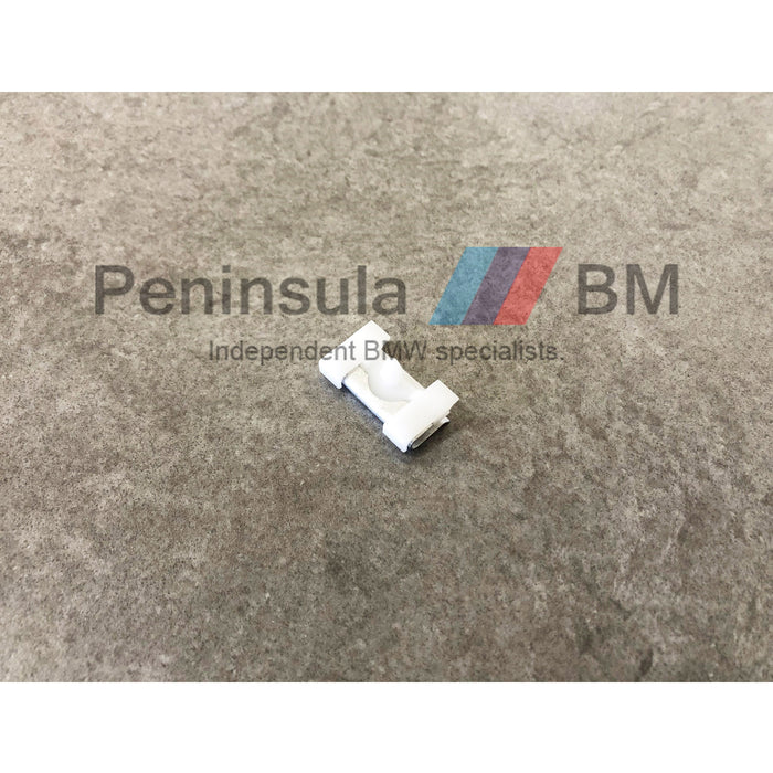 BMW Clip Seal Windscreen Front E38 Genuine 51318125892