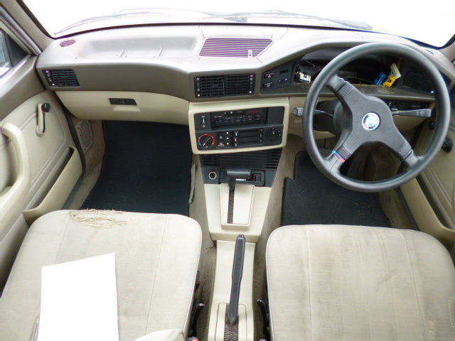 S2503 5' E28 Sedan 525e M20 AUTO 1985/10