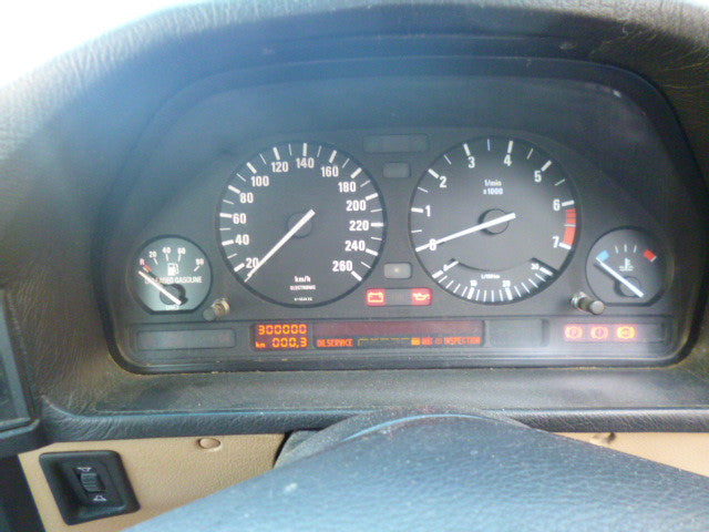 S2675 5' E34 Sedan 525i M20 AUTO 1989/02 - Peninsula BM