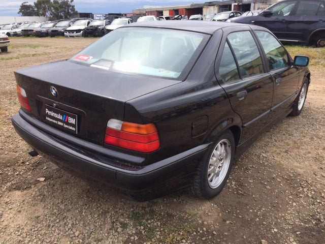 S2748 3' E36 Sedan 318i M43 AUTO 1997/11