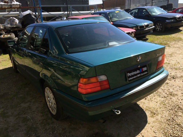 S2817 3' E36 Sedan 318i M40 AUTO 1992/10