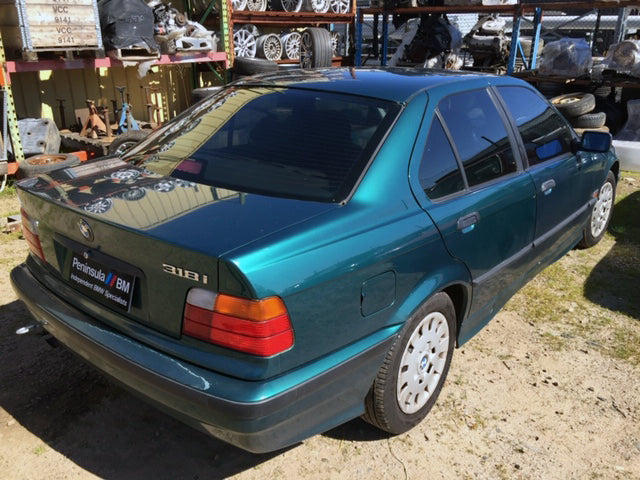 S2817 3' E36 Sedan 318i M40 AUTO 1992/10