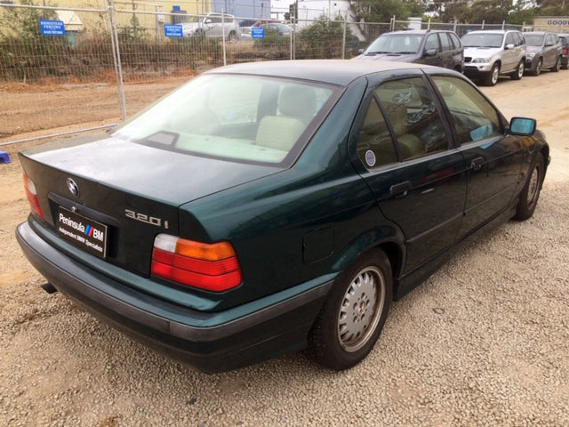 S2837 3' E36 Sedan 320i M50 AUTO 1994/11